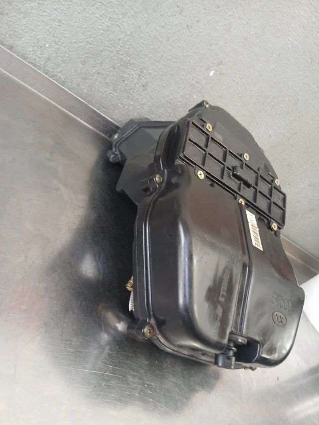 Caja filtro aire Benelli 502 C 2019