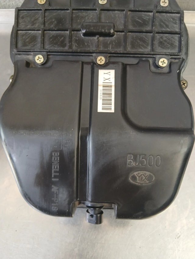 Caja filtro aire Benelli 502 C 2019