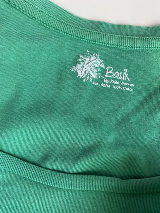Camiseta verde