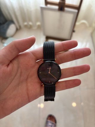 Reloj Cluse Negro y Dorado Mujer