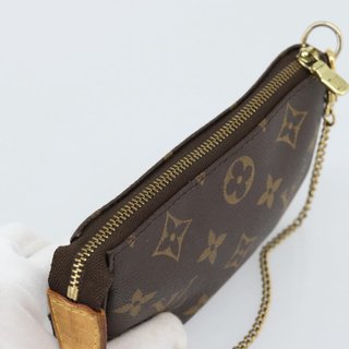 LOUIS VUITTON Monogram Mini Pochette Accessoires