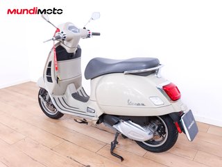 VESPA GTS 300