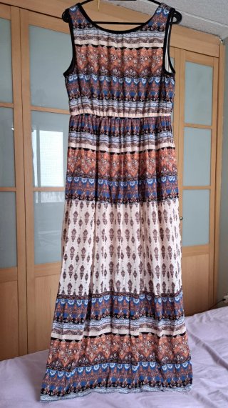 Vestido largo estampado paisley