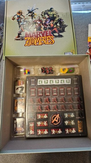 Marvel Zombies Gioco Base