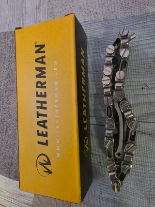 Pulsera Multiherramienta