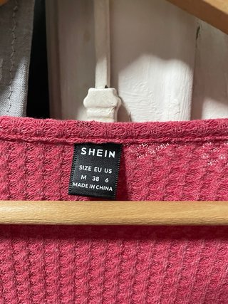 Top SHEIN cruzado manga larga