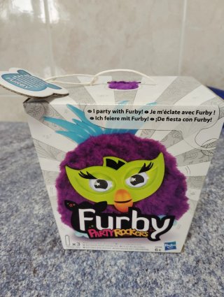 Muñeco Furby Interactivo Morado