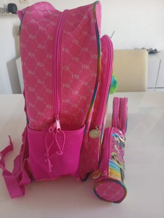 Mochila y neceseres Rainbow High