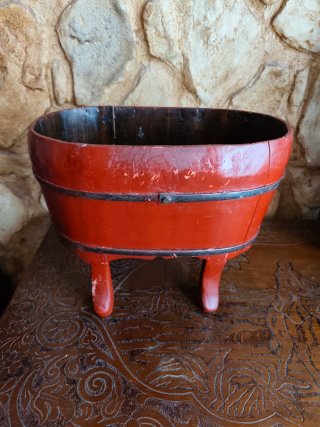 Antigua Palangana / Bañera China de Madera Lacada