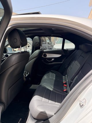 Mercedes-Benz Clase C300