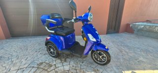 Scooter Eléctrico Azul Veleco