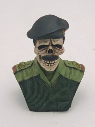 Busto Teschio Saddam Hussein 2003