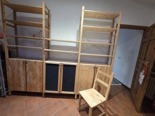 Mueble de madera, Alacena