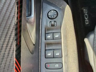 CUOTA 170€ - Peugeot 208 2023 100CV