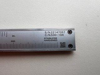 Calibre Mitutoyo + Calibrador de Roscas Holex