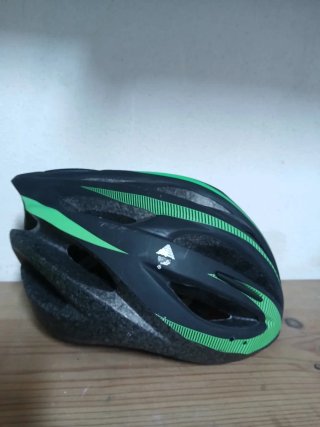 Capacete de Ciclismo Berg Preto e Verde