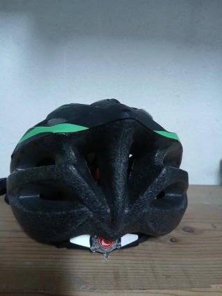 Capacete de Ciclismo Berg Preto e Verde