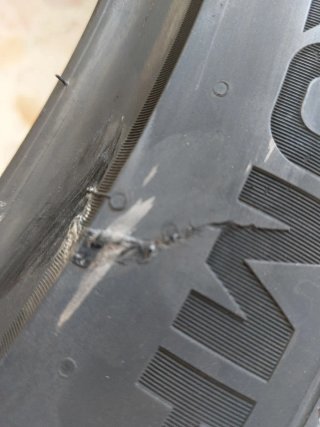 Neumático Kumho ecsta  225/45/ZR18/95Y