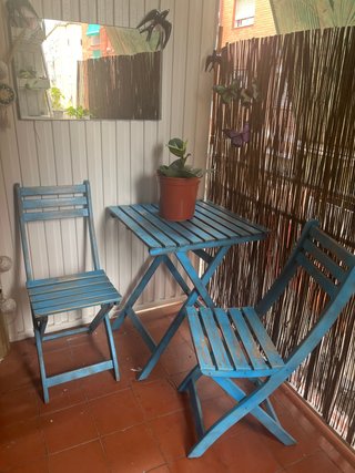 Conjunto mesa y sillas plegables azul