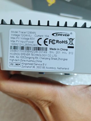 Regulador Carga Solar EPEVER MPPT Nuevo