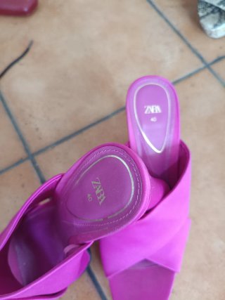 Zapatos de tacón Zara fucsia talla 40