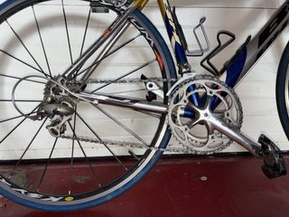 Bicicleta da strada BH in alluminio-carbonio taglia M