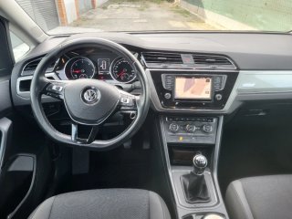 Volkswagen Touran 2016