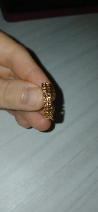 Anello in oro 18k