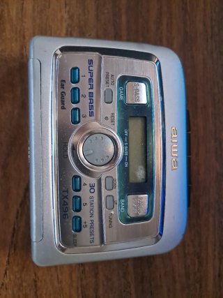 Walkman Aiwa TX496 Radio Cassette