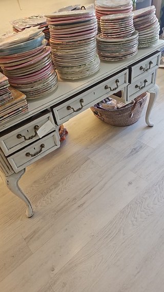 Mesa escritorio vintage decapada