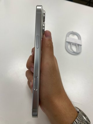 iPhone 16 Pro Max | Negozio | Garanzia
