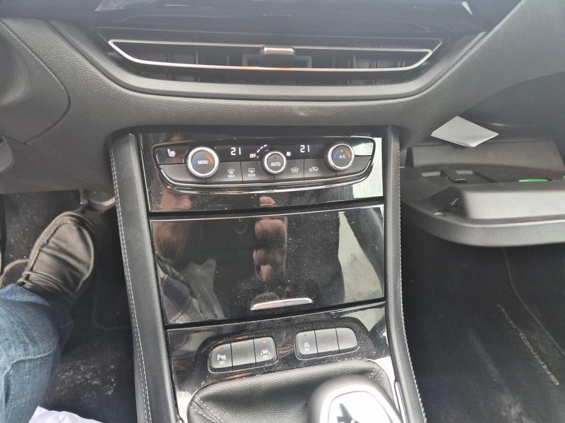 Opel Grandland 1.2 Turbo GS Line 2023, foto 3