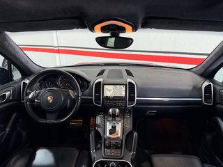 Porsche Cayenne Turbo (2012)