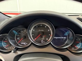 Porsche Cayenne Turbo (2012)