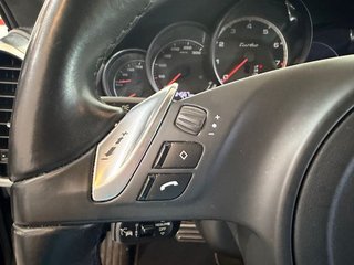 Porsche Cayenne Turbo (2012)