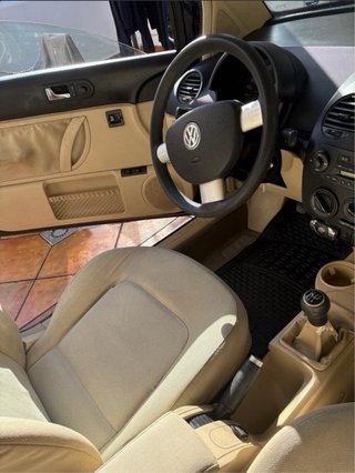 Volkswagen Beetle 2004
