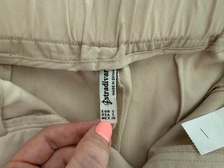 Shorts vestir Stradivarius Talla S Beige