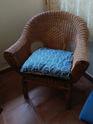 2 sillones de mimbre natural