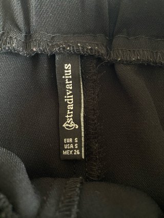 Pantalones cortos Stradivarius negros