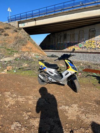 Peugeot Speedfight 2 49cc Plata/Amarillo