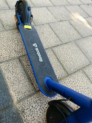Patinete Eléctrico Reebok Azul