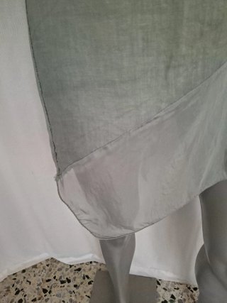 Casaca verde de lino.