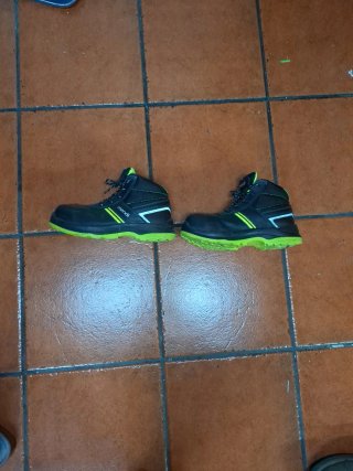 Zapatos de seguridad Mendi talla 40