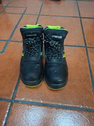Zapatos de seguridad Mendi talla 40