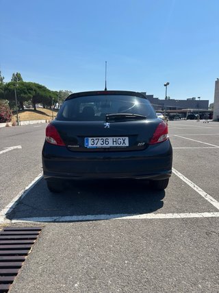Peugeot 207 1.4 73CV