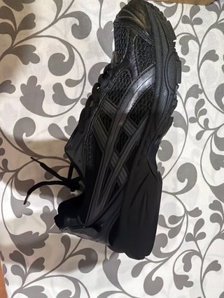 Tenis Asics Negros