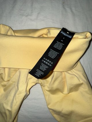 MuseFit Pantalón Corto Tiro Medio Amarillo Prozis