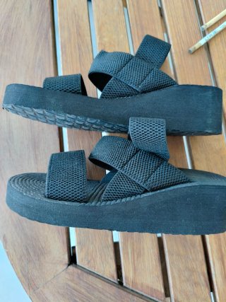 Sandalias negras plataforma