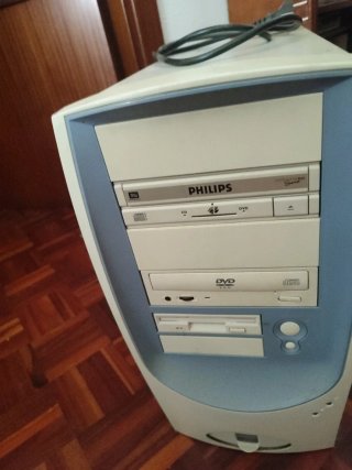 Computer desktop Philips