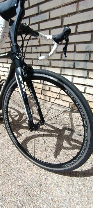 Bicicleta Mendiz F8 Aero Carbono